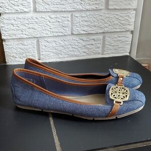 Christian Siriano Elegant Denim Blue Flats with Gold Color Buckle Sz 9 Career